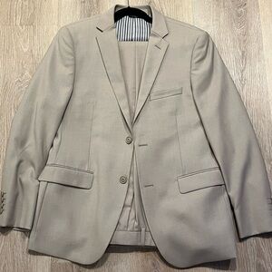 West end beige men’s suit 40 regular 34waist